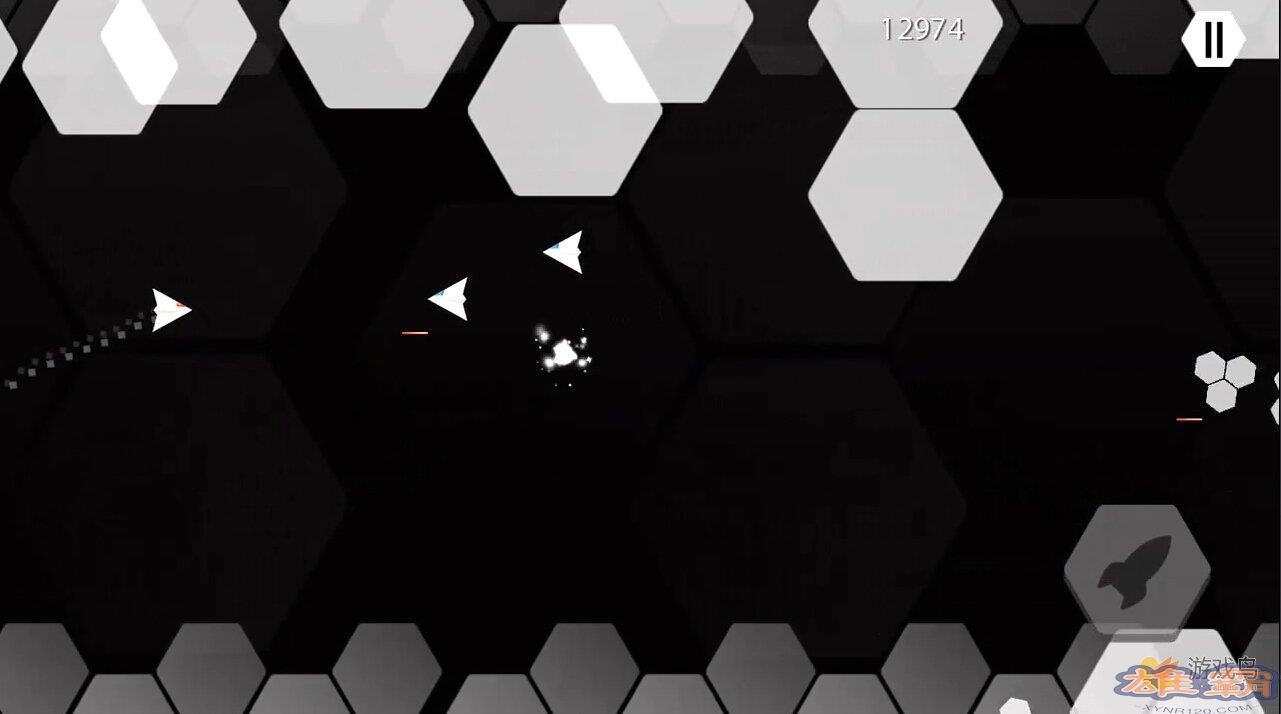 《几何虐杀》评测：黑白简约飞行射击游戏图片3